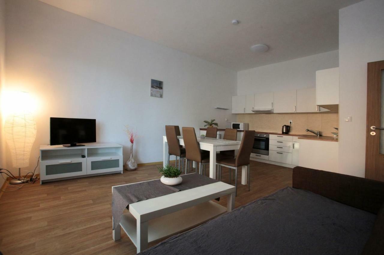 Horni Dubenky Penzion - Apartments Pod Javorici מראה חיצוני תמונה